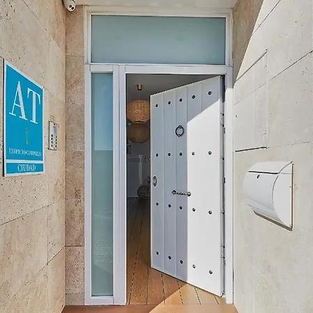 Suite Deluxe Face Mer Apart Malaga Exterior photo